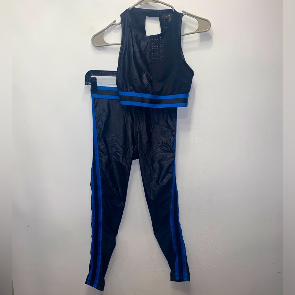 🟣 ALALA - Black and Blue Workout Set - Picture 1 of 16